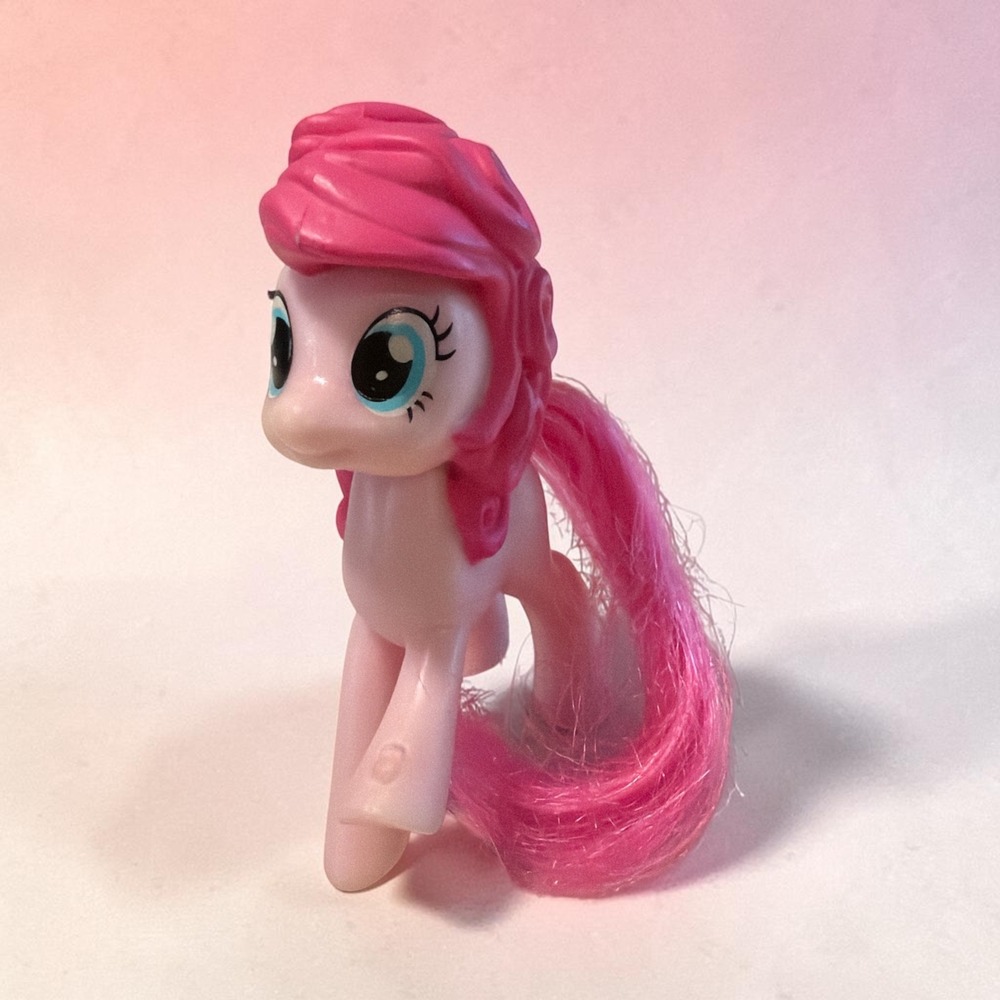 My Little Pony Pinkie Pie 3 Inch Figure Blue Balloon Cutie Mark Pink Mane Hasbro